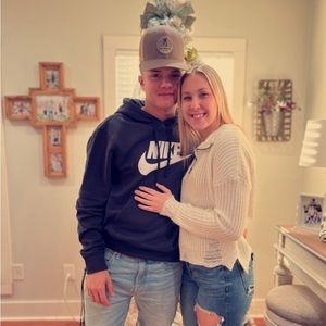 Meet your Posher, Abby